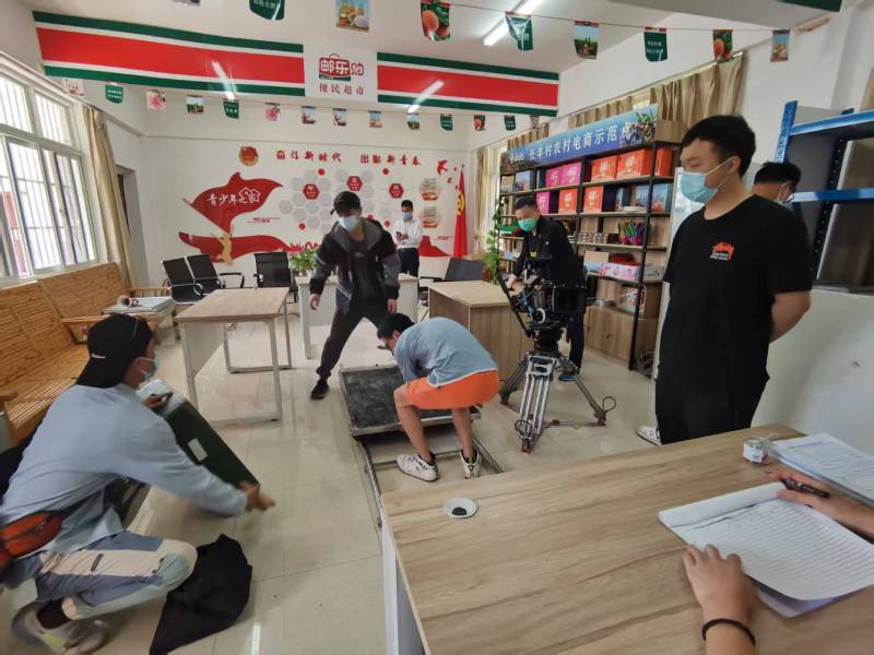 张家港市广告片拍摄公司：极简主义践行者，少即是多的视觉哲学